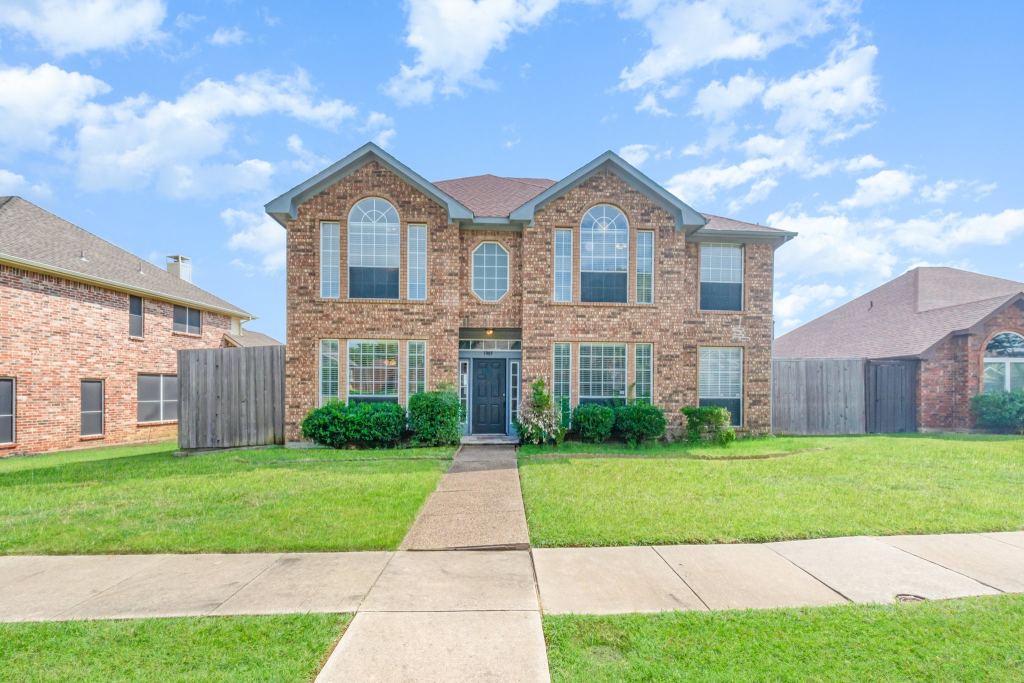 1305 Barclay Drive, Carrollton, TX 75007 — photo 1