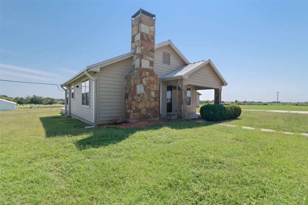 3200 County Road 155, Whitesboro, TX 76273 — photo 1
