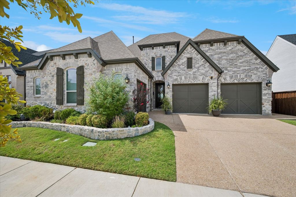 1737 Clem Castle Drive, Carrollton, TX 75010 — photo 1