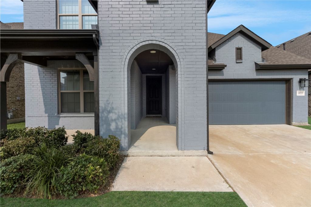 1033 Parkfield Road, Royse City, TX 75189 — photo 1