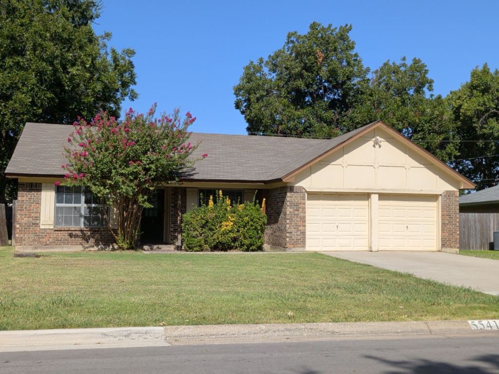 5541 Wood View Street, North Richland Hills, TX 76180 — photo 1