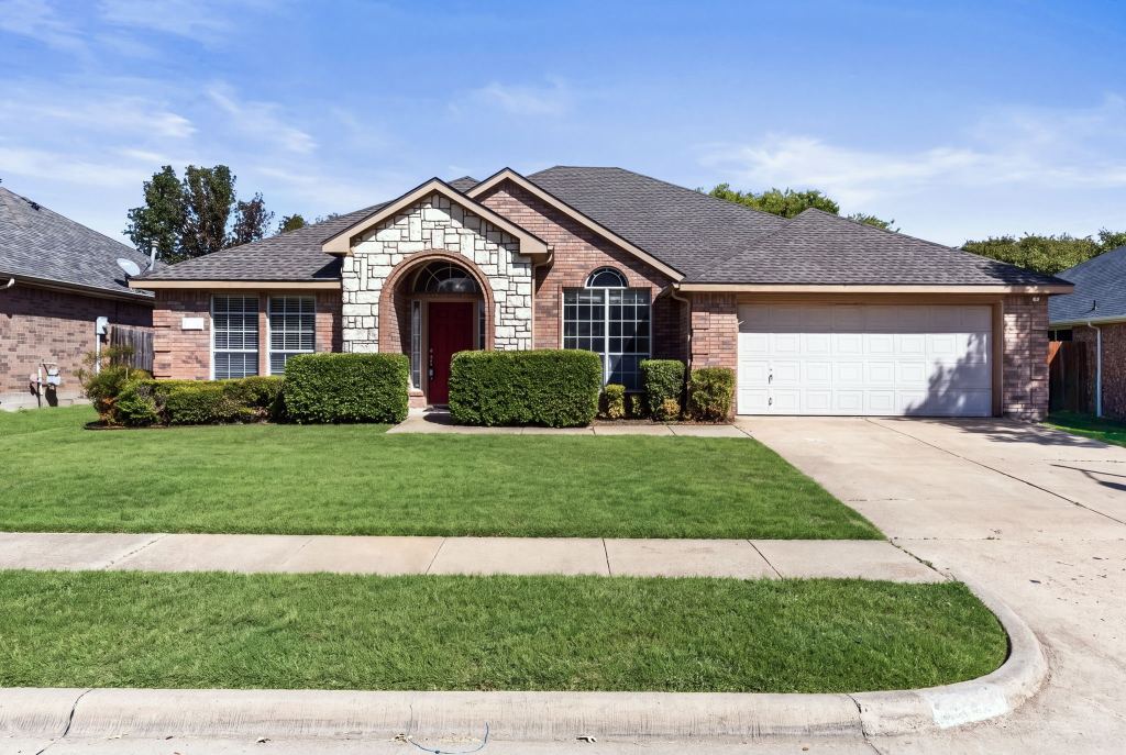 6507 Watch Hill Court, Arlington, TX 76002 — photo 1