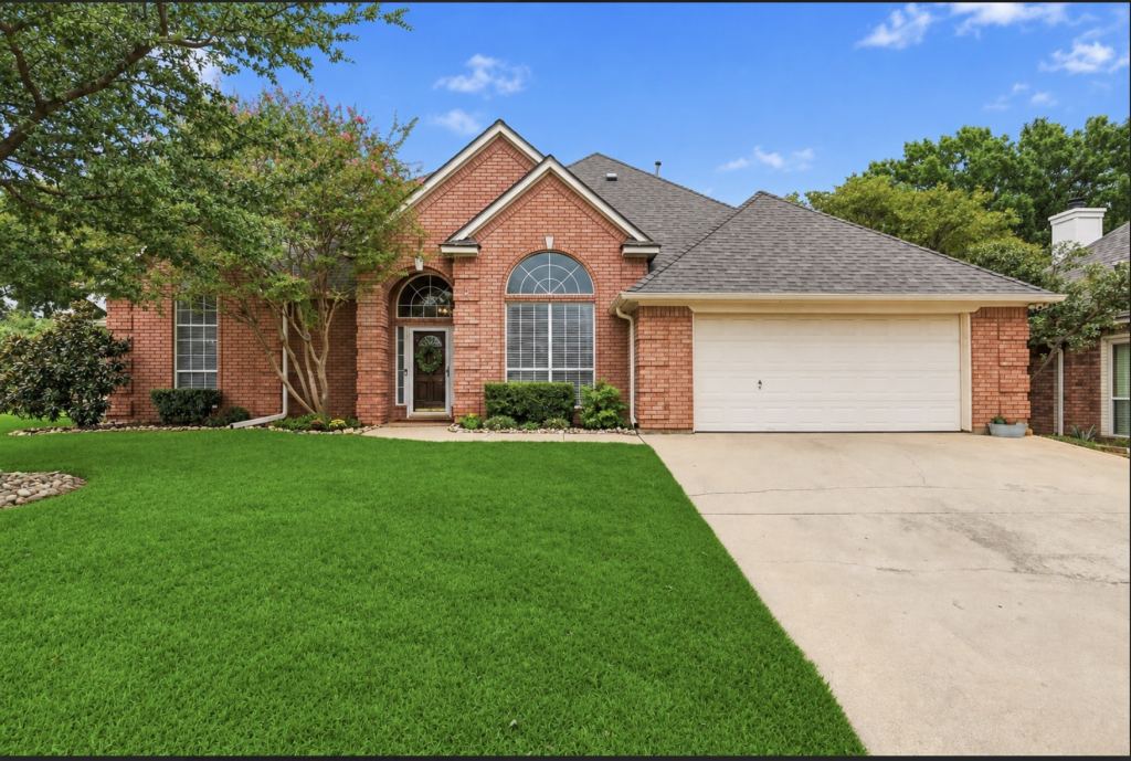 2705 Mimosa Court