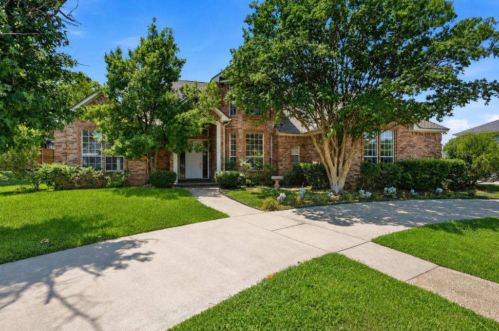 3804 Granada Trail, Denton, TX 76205 — photo 1