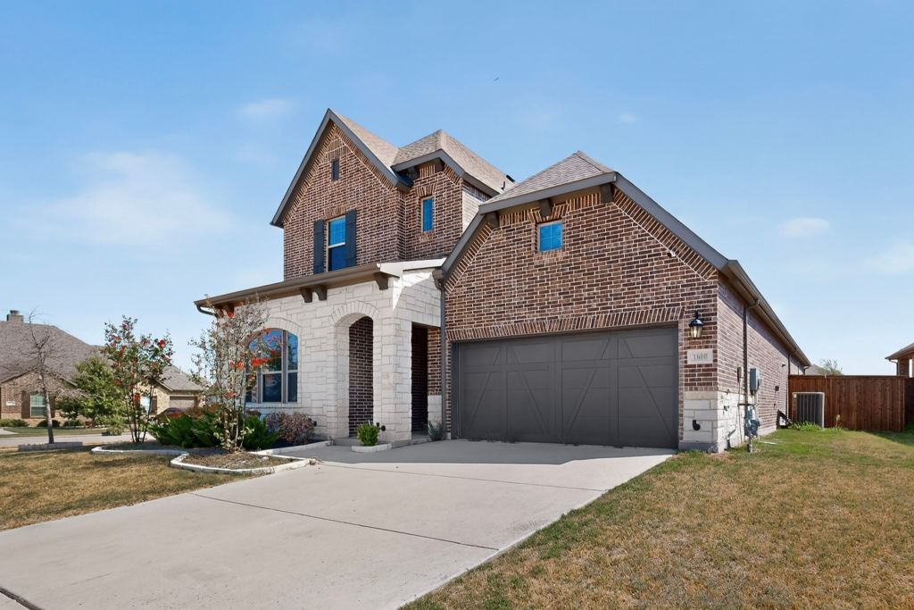 1600 Trellis Drive, Mansfield, TX 76063 — photo 1