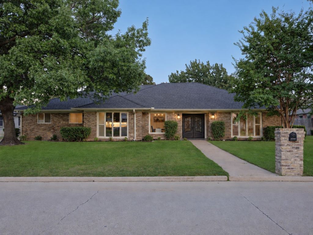 110 Oakmont Drive