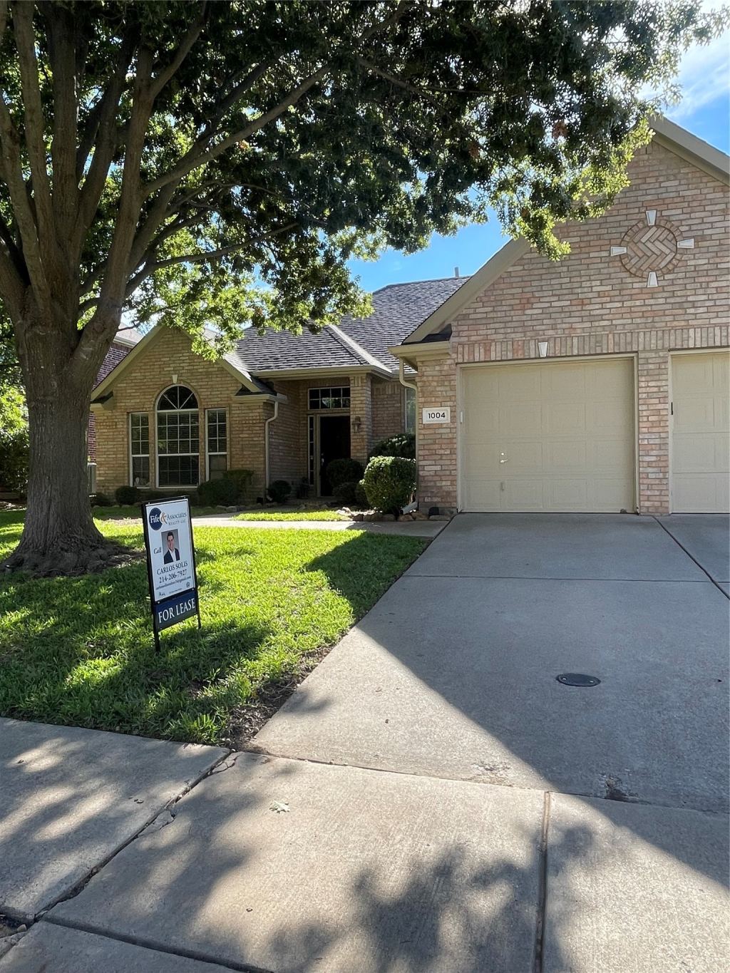 1004 Royal Oaks Drive, McKinney, TX 75072 — photo 1