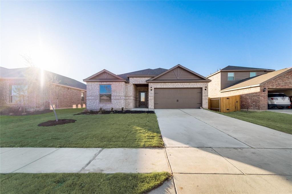 204 Lake Ridge Drive, Princeton, TX 75407 — photo 1