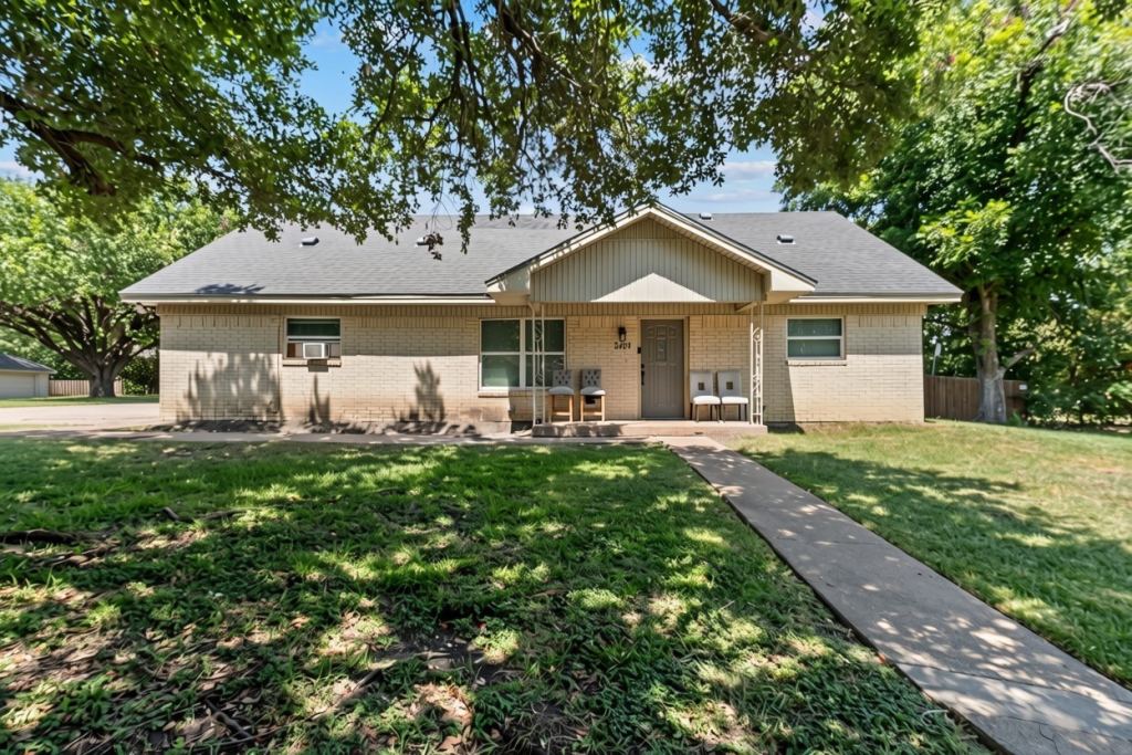 3409 Kenwood Street, Waco, TX 76706 — photo 1
