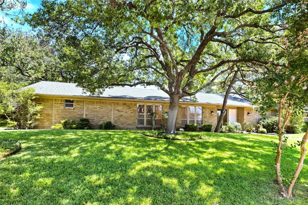 14918 Vistaridge Drive, Dallas, TX 75248 — photo 1