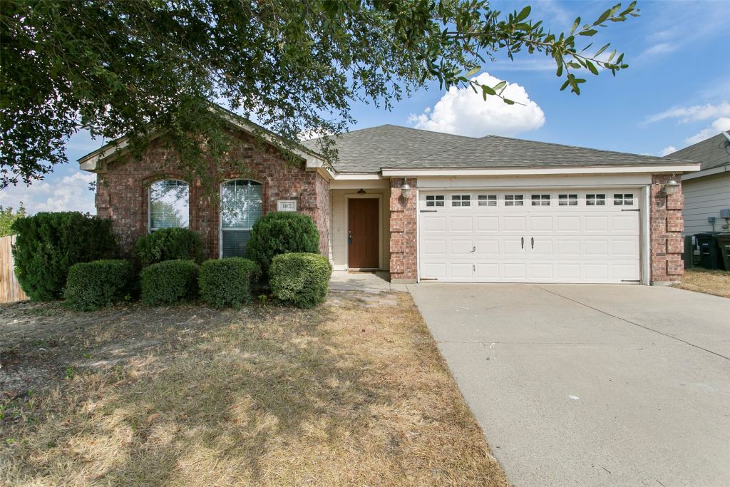 14032 Sand Hills Drive, Fort Worth, TX 76052 — photo 1
