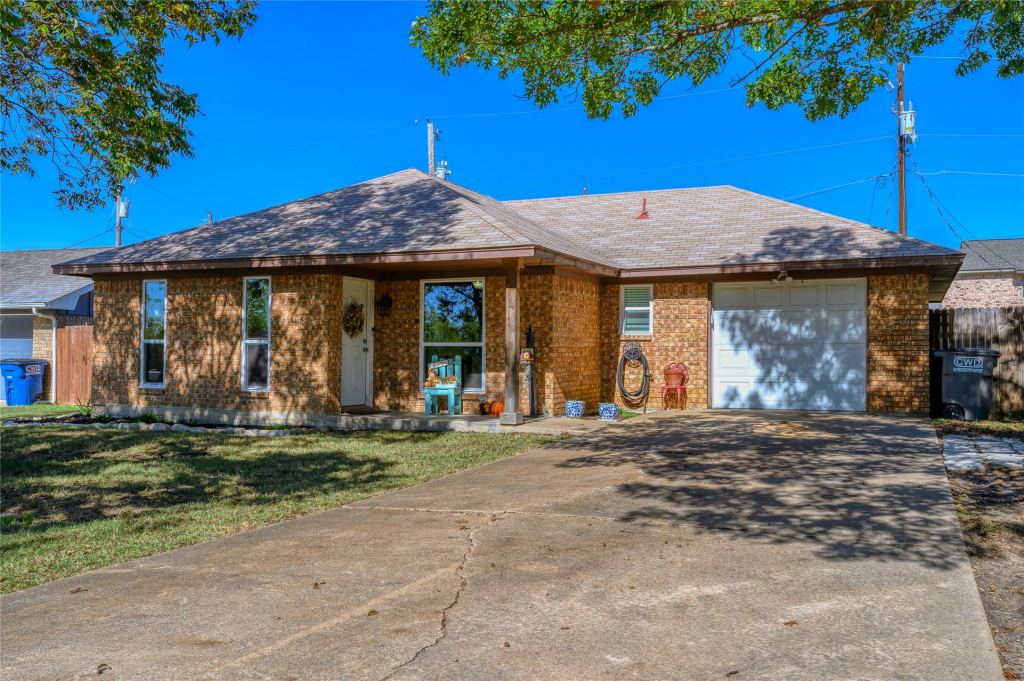 410 E Hazelwood Street, Princeton, TX 75407 — photo 1