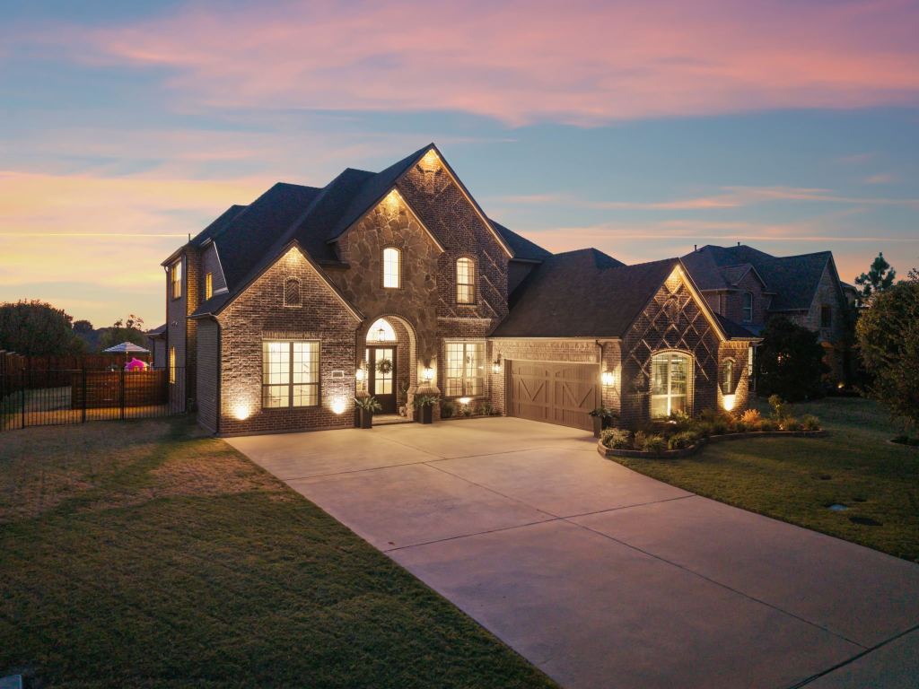 1102 Hidden Oaks Drive, Wylie, TX 75098 — photo 1
