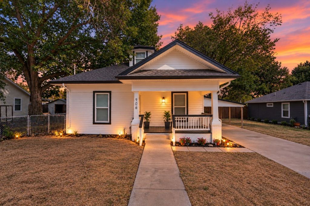 906 N Catherine Street, Terrell, TX 75160 — photo 1