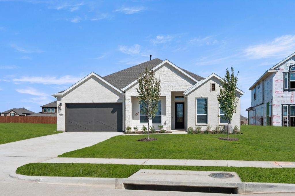 2417 Spoonbill Drive, Mansfield, TX 76063 — photo 1
