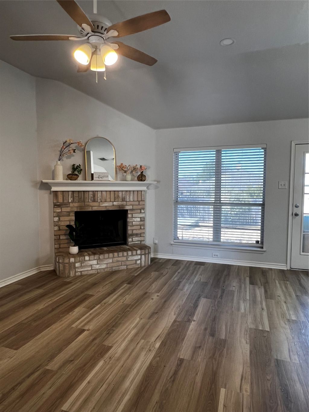 1309 Indian Wells Trail, Midlothian, TX 76065 — photo 1