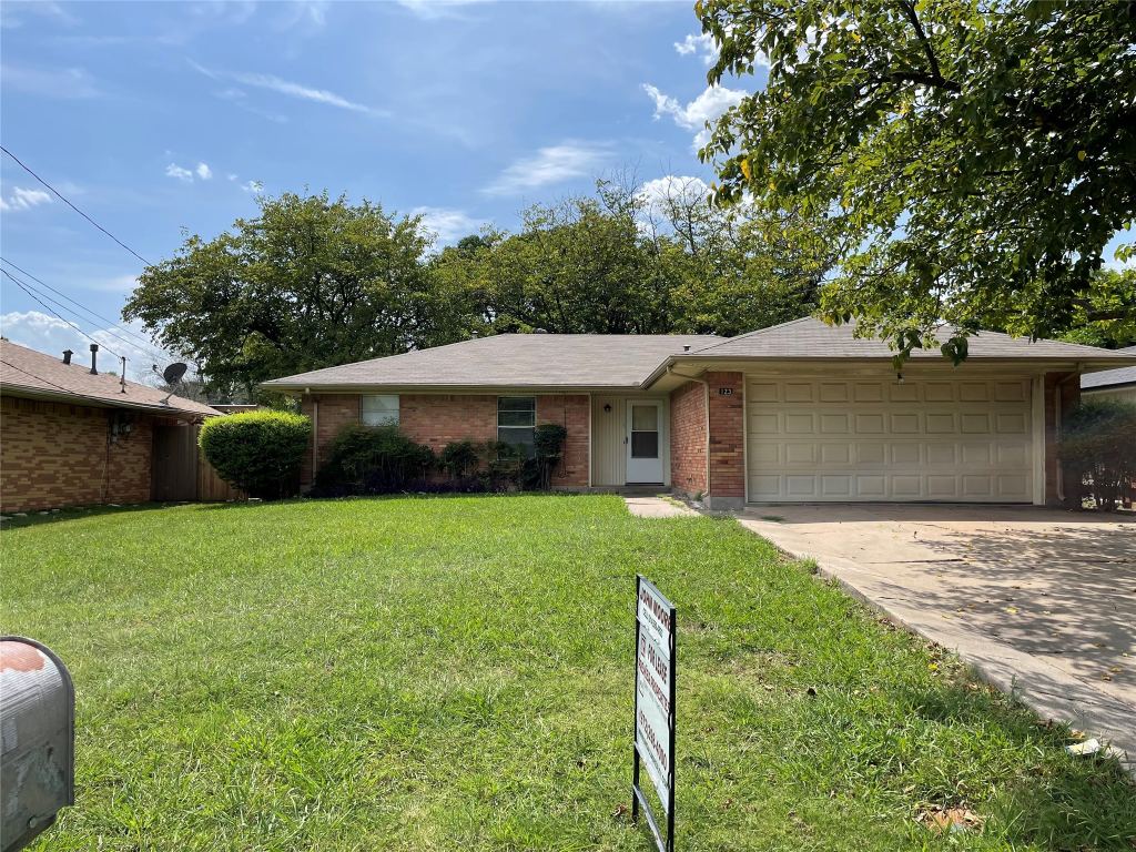 123 EVELYN Street, DeSoto, TX 75115 — photo 1