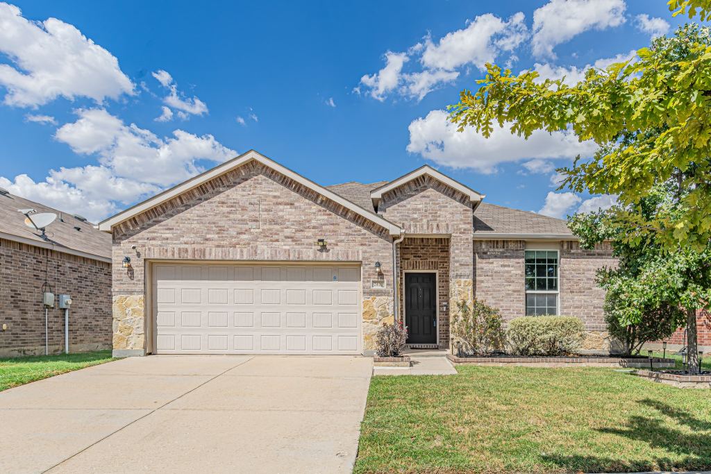 2429 Senepol Way