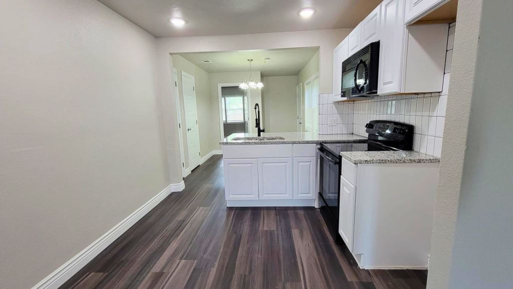 4205 5th Avenue, Fort Worth, TX 76115 — photo 1