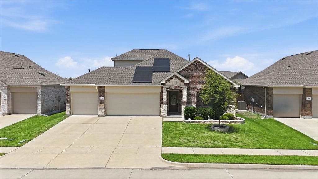 788 Evergreen Street, Princeton, TX 75407 — photo 1