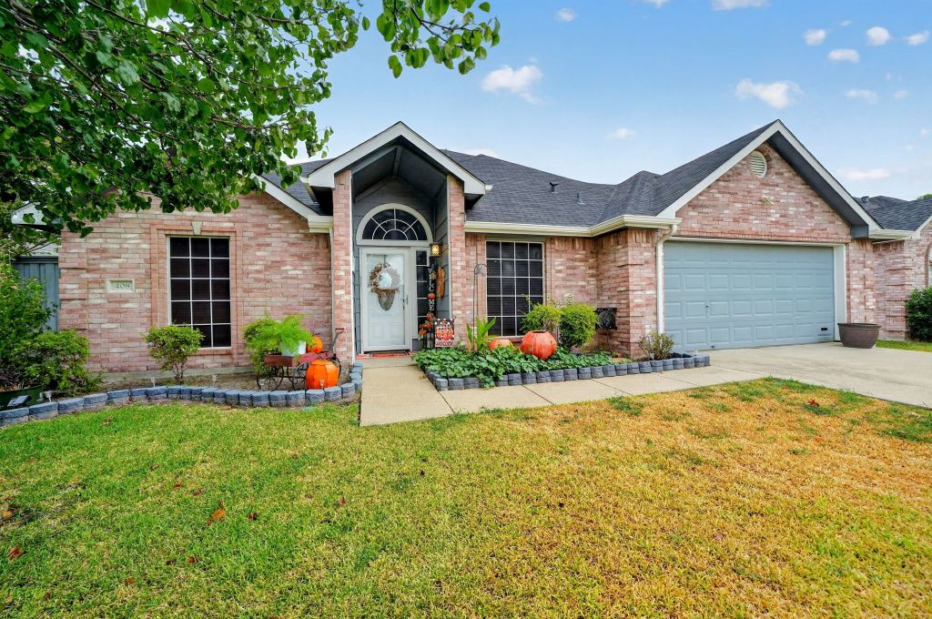 408 Er Ellis, Fate, TX 75087 — photo 1