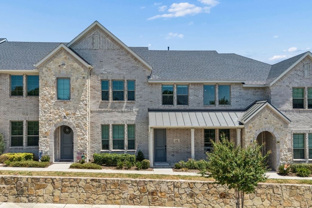 232 Spring Hill Road, Flower Mound, TX 75028 — photo 1