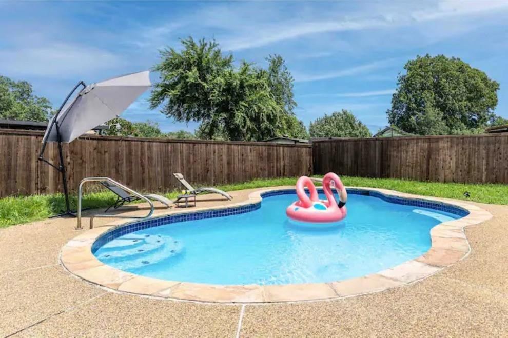 3206 Heather Glen Drive, Mesquite, TX 75150 — photo 1