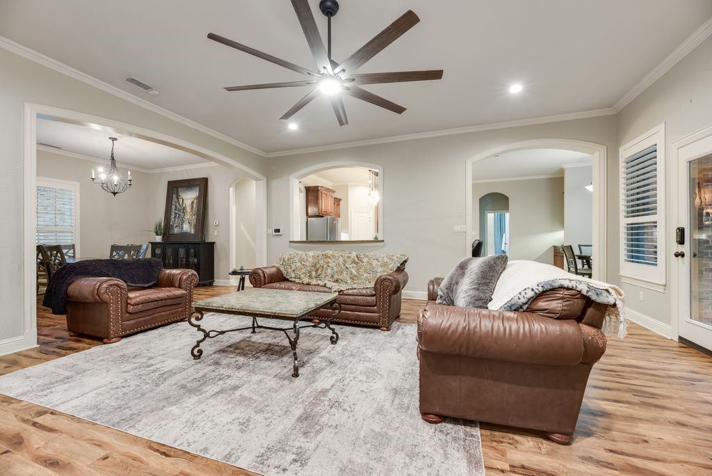 1613 Woodlawn Avenue, Royse City, TX 75189 — photo 1