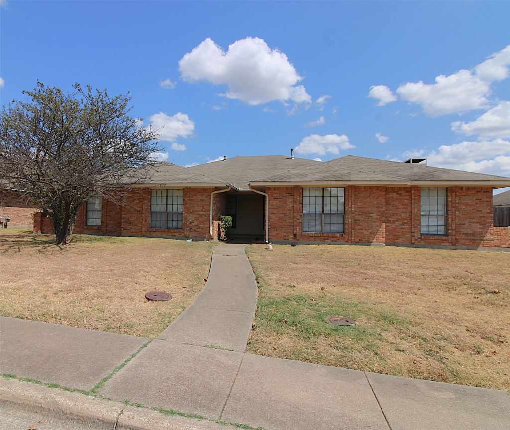 1232 Mockingbird Lane, DeSoto, TX 75115 — photo 1