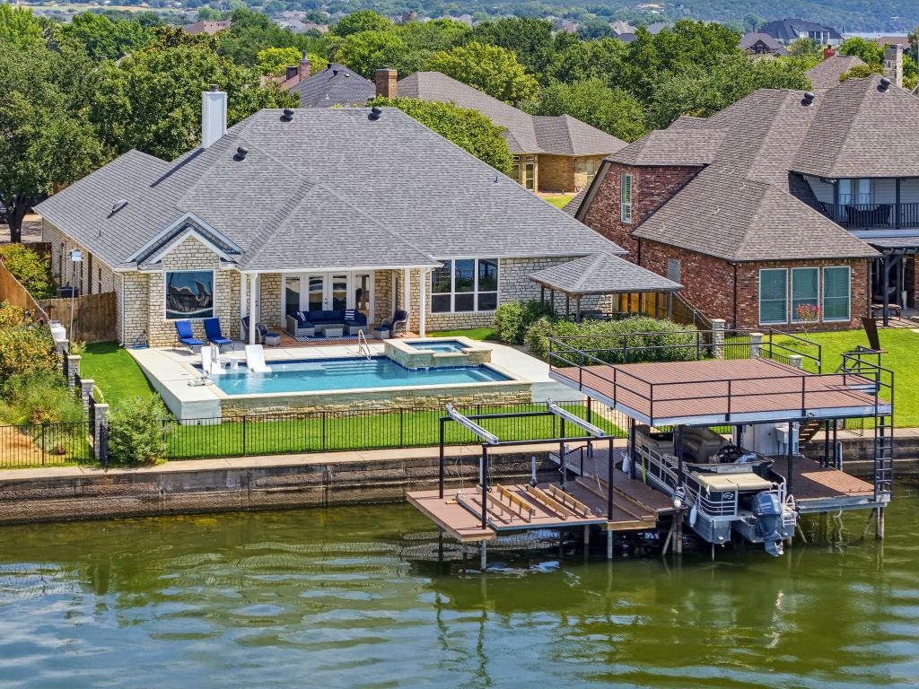 2326 River Road, Granbury, TX 76048 — photo 1