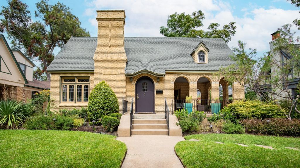5435 Mercedes Avenue, Dallas, TX 75206 — photo 1