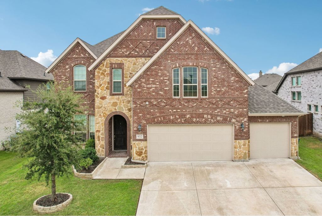 932 Manuel Drive, Fate, TX 75087 — photo 1