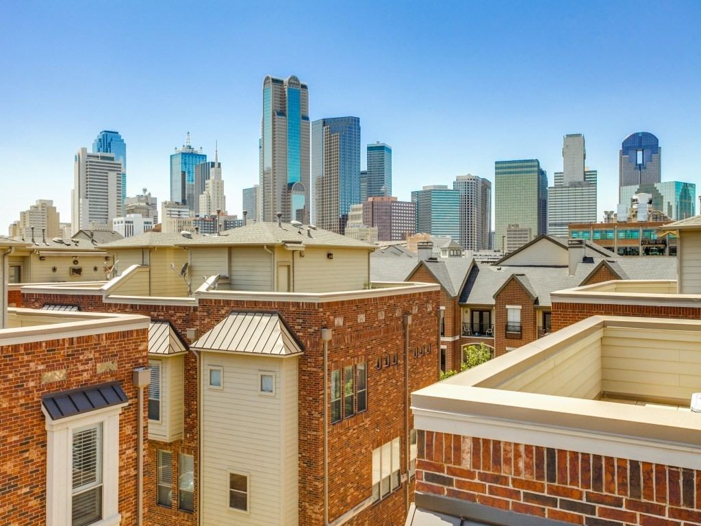 909 City Side Lane, Dallas, TX 75201 — photo 1