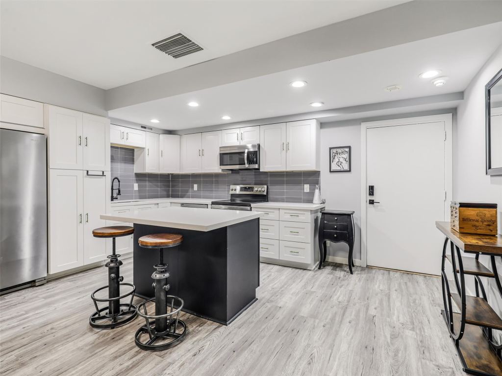 6211 W Northwest Highway G226, Dallas, TX 75225 — photo 1