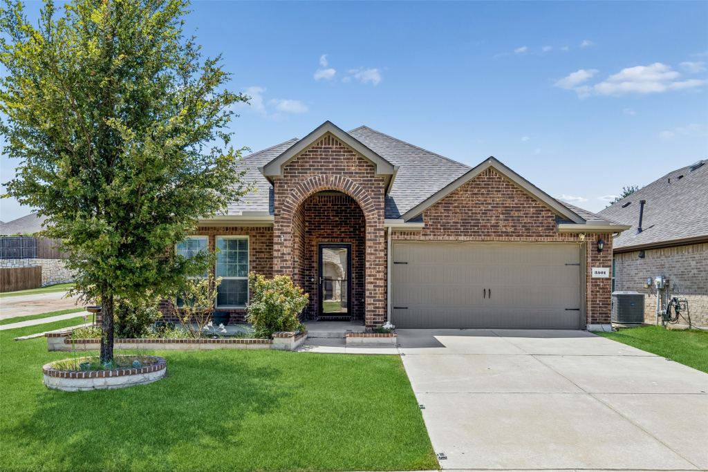3501 Sabine Drive, Little Elm, TX 75068 — photo 1