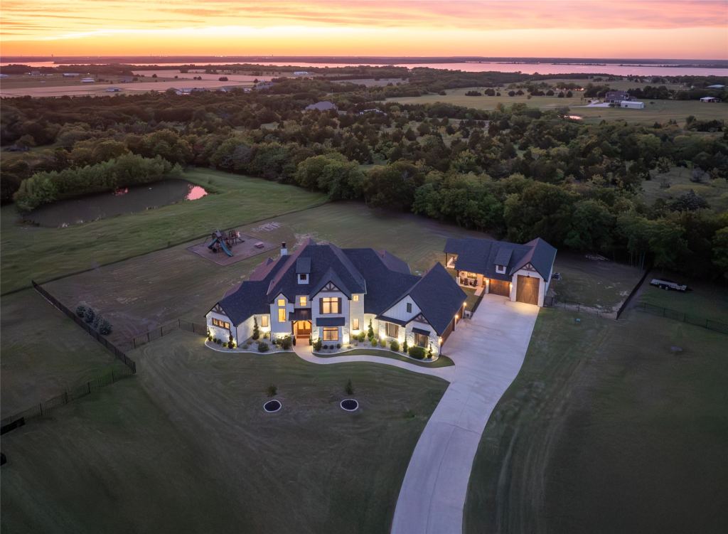 2900 Deer Run Trail, Farmersville, TX 75442 — photo 1