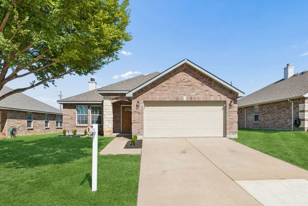 1336 Connie Street, Burleson, TX 76028 — photo 1