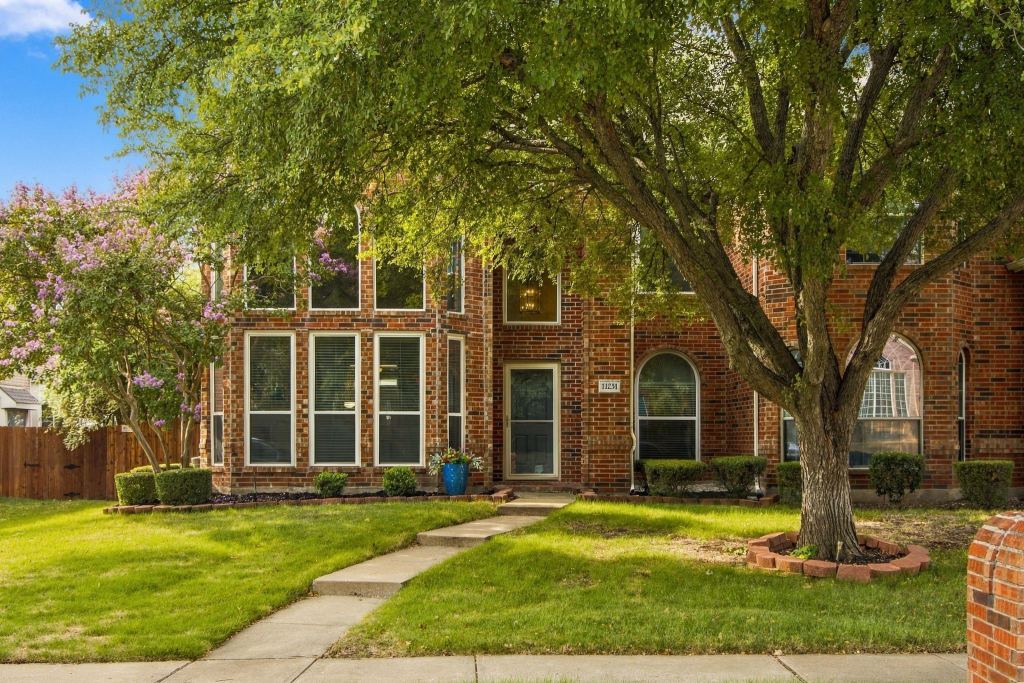 11251 Chaucer Drive, Frisco, TX 75035 — photo 1