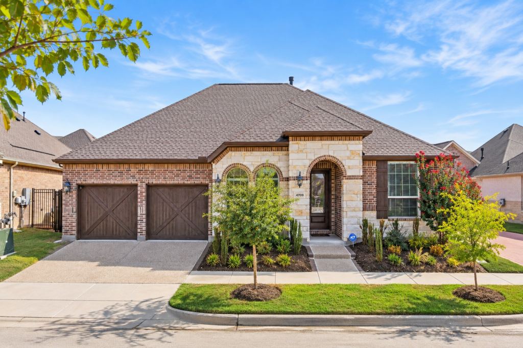 4709 Kings Garden Parkway, Arlington, TX 76005 — photo 1
