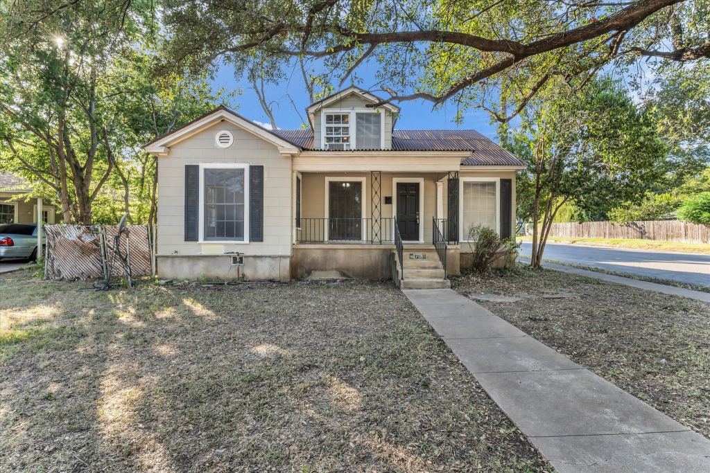 2701 Fort Avenue, Waco, TX 76707 — photo 1