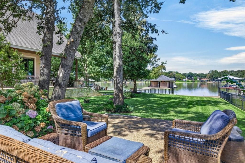 117 Arrowhead Way