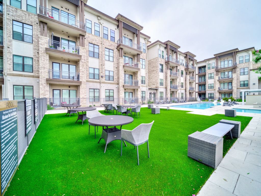 2700 Old Denton Road 3352, Carrollton, TX 75007 — photo 1