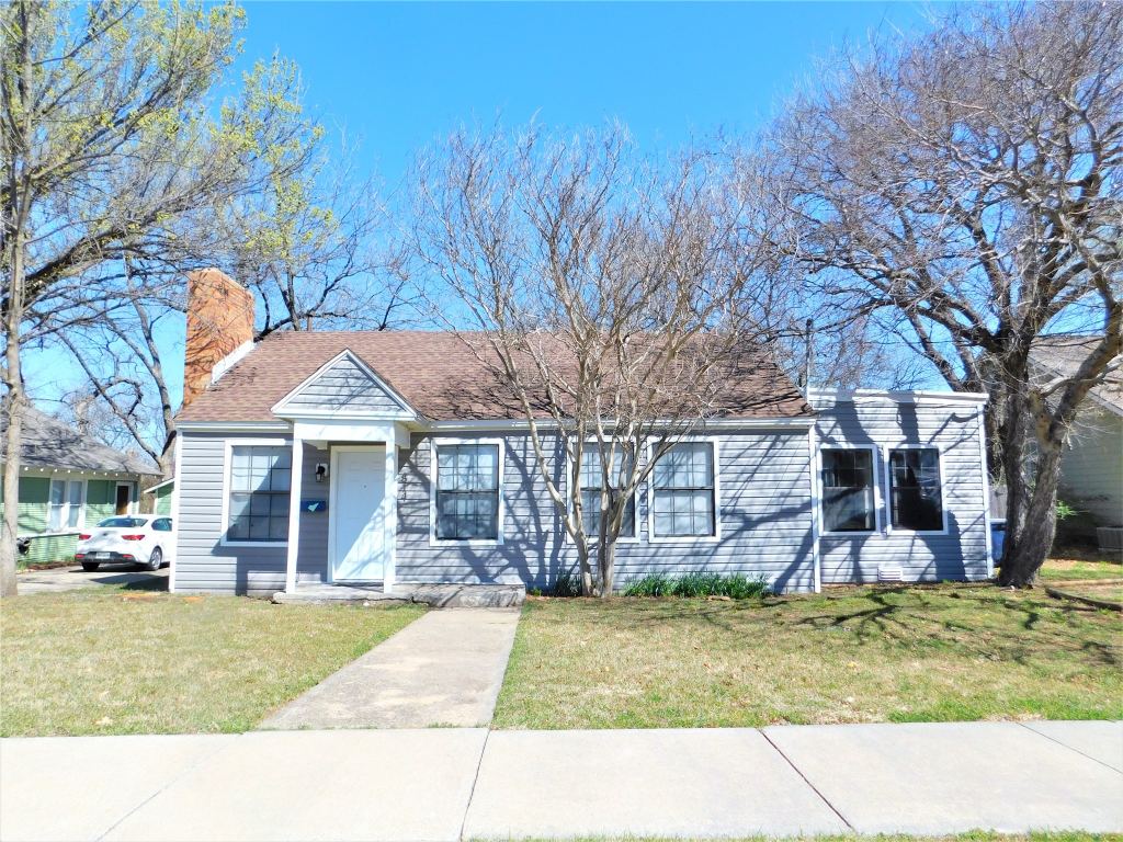 814 Anderson Street, Denton, TX 76201 — photo 1