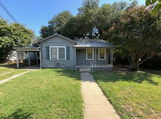804 W Bridge Street, Weatherford, TX 76086 — photo 1