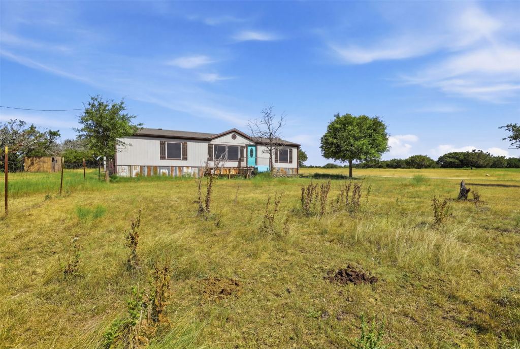 9132 Windmill Court W, Cleburne, TX 76033 — photo 1