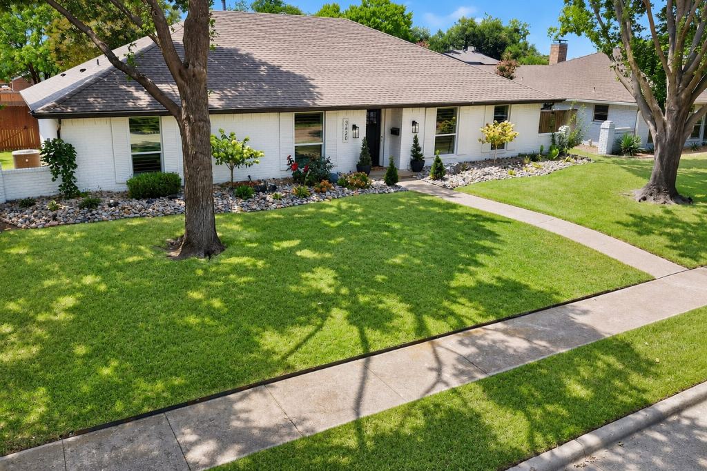 3620 Big Horn Trail