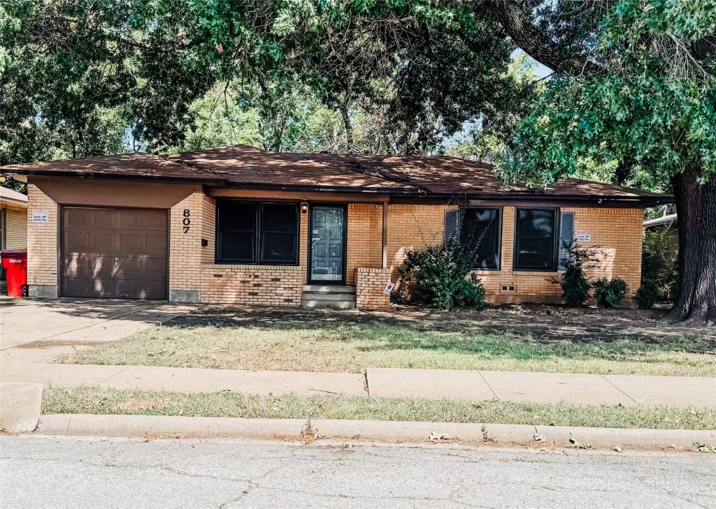 807 Blanton Drive, Sherman, TX 75092 — photo 1