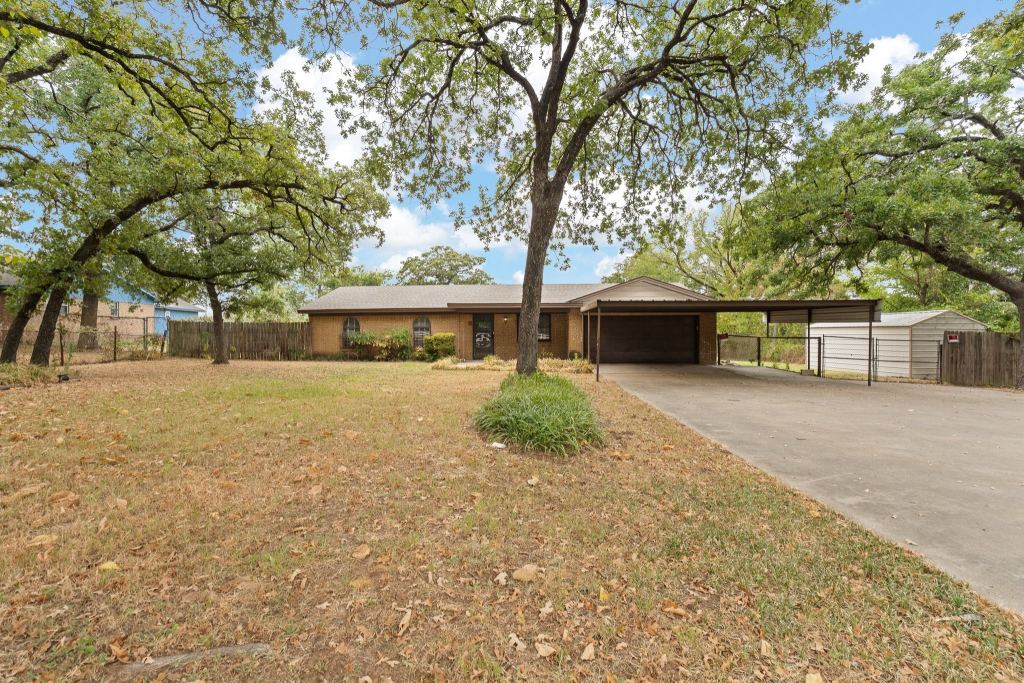 3016 E Renfro Street, Burleson, TX 76028 — photo 1