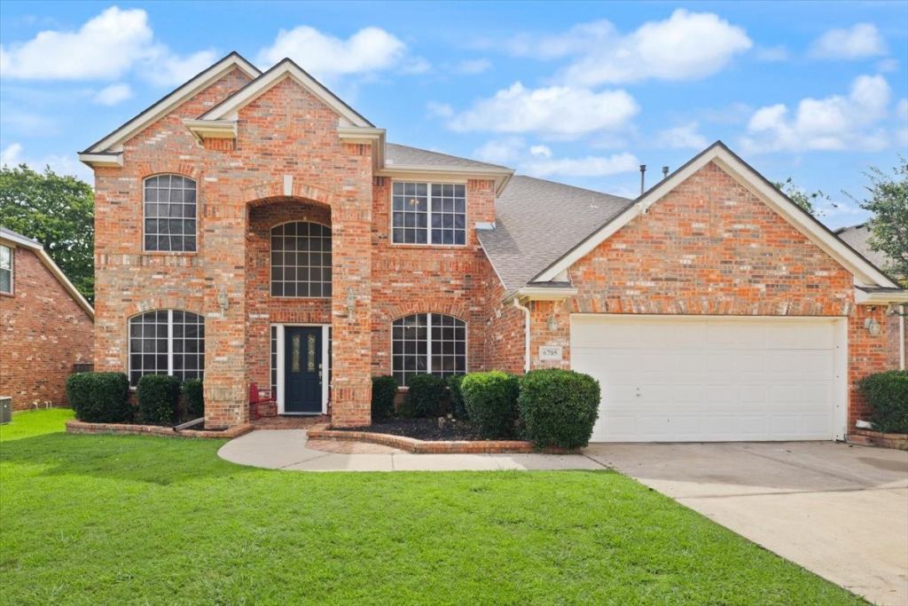 6705 Glade Drive, Arlington, TX 76001 — photo 1