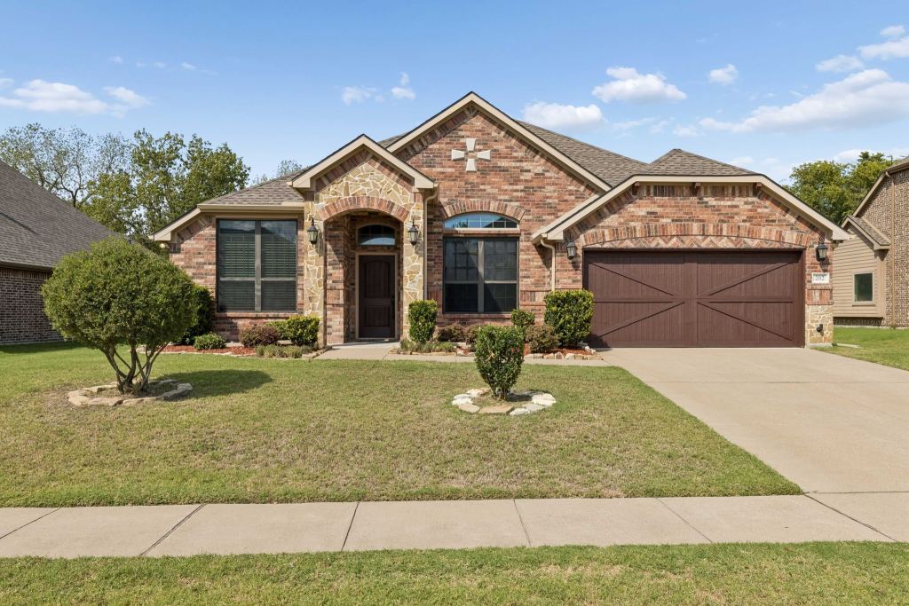 202 Champion Drive, Wylie, TX 75098 — photo 1